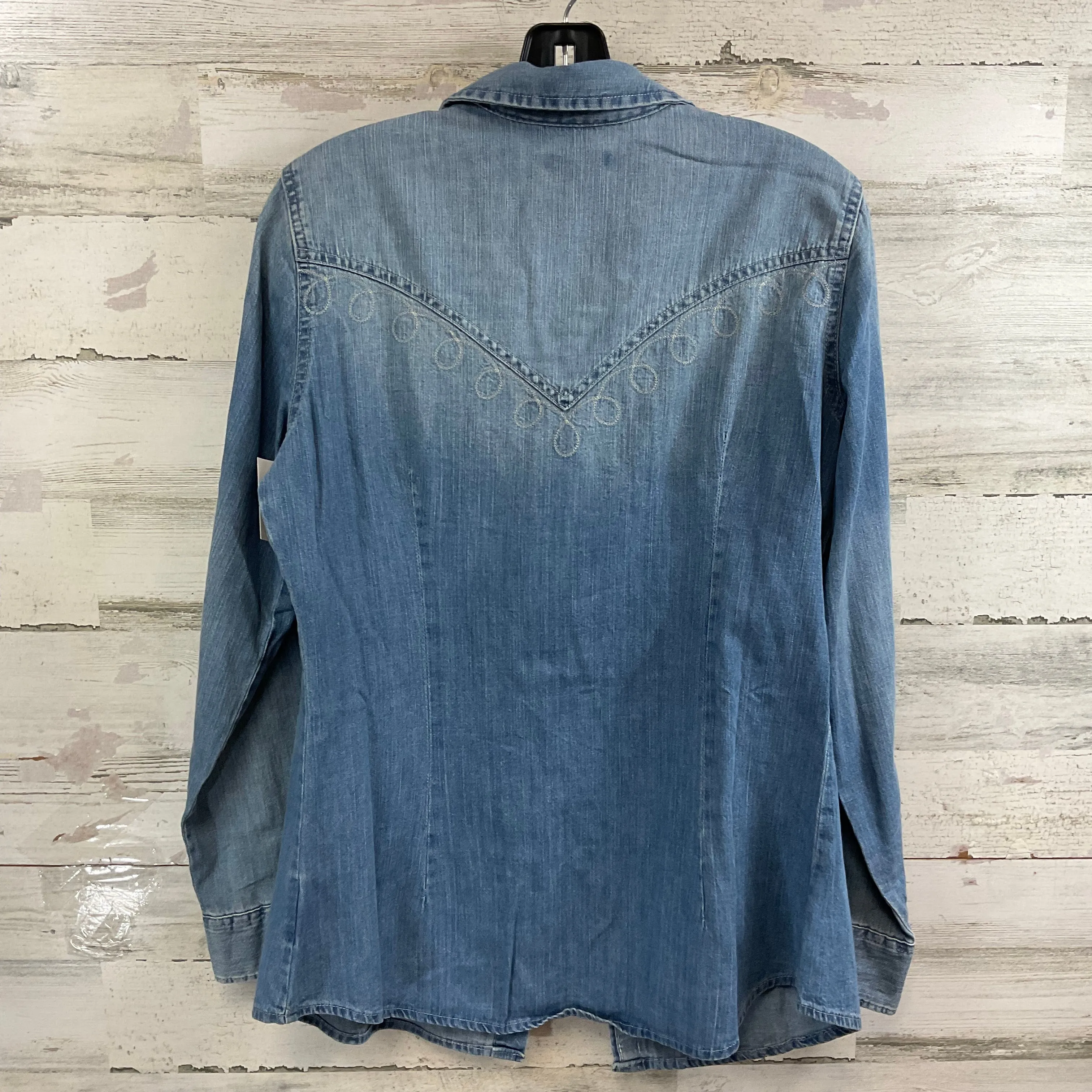 Blouse Long Sleeve By Wrangler In Blue Denim, Size: M