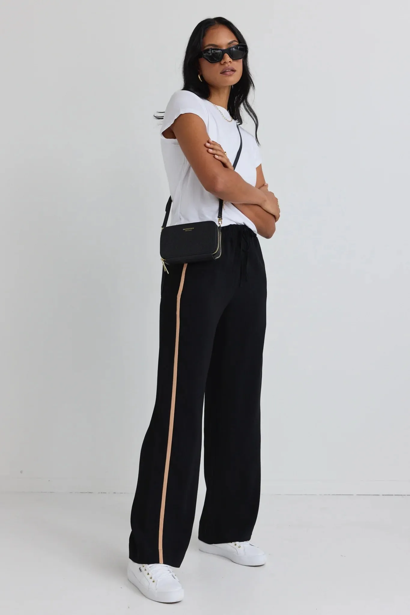 Confidant Leg Crepe Wide Pants - Black Stripe